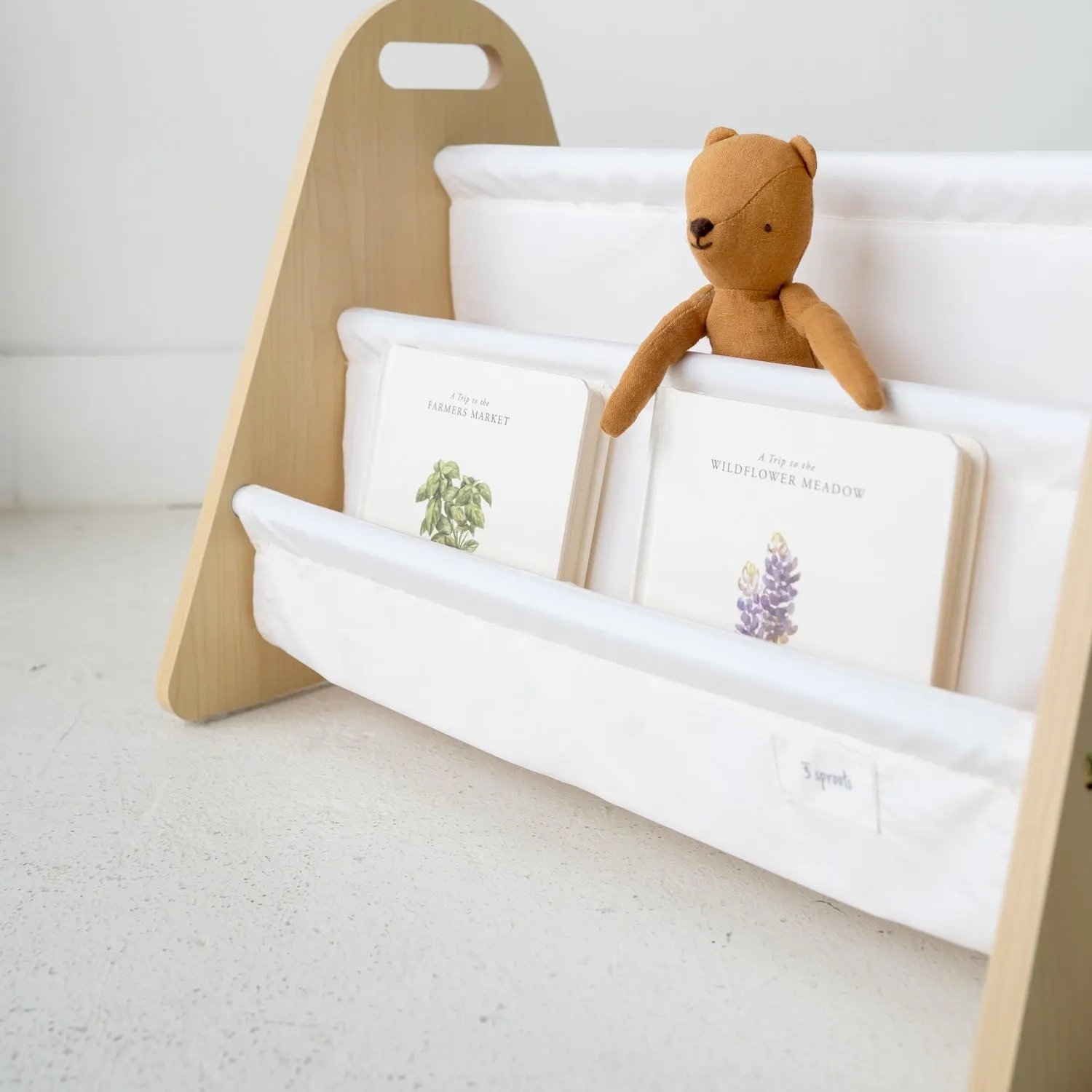 3 Sprouts Book Rack